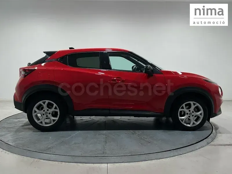 Usado Nissan Juke N-Connecta 114 CV (83 kW) 2021 Rojo SUV