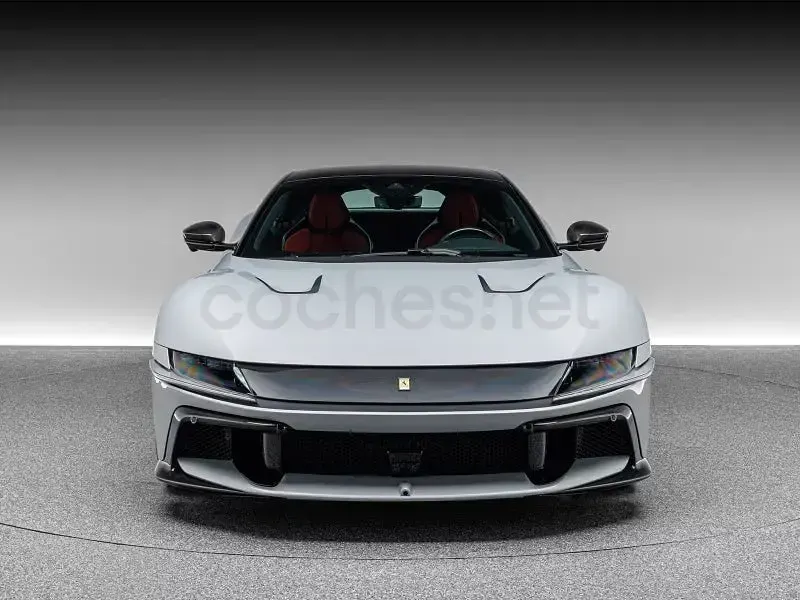 Nuevo Ferrari 12 Cilindri 830 CV (610 kW) 2025 Gris / plata Coupe