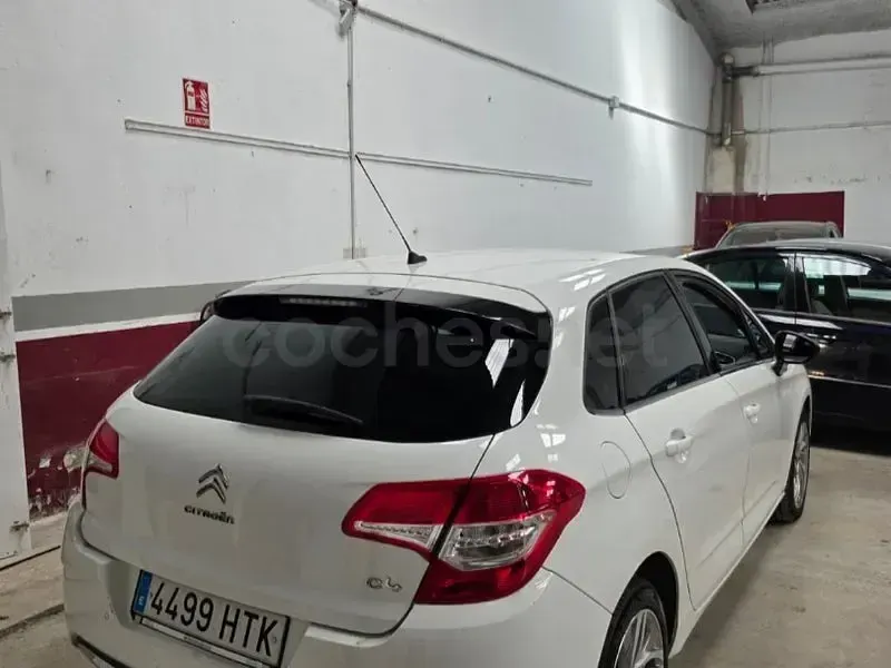 Usado Citroën C4 120 CV (88 kW) 2013 Blanco Berlina