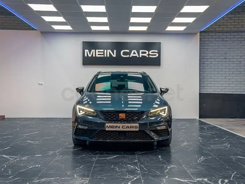 Usado Seat Leon CUPRA 290 CV (213 kW) 2019 Gris / plata Familiar