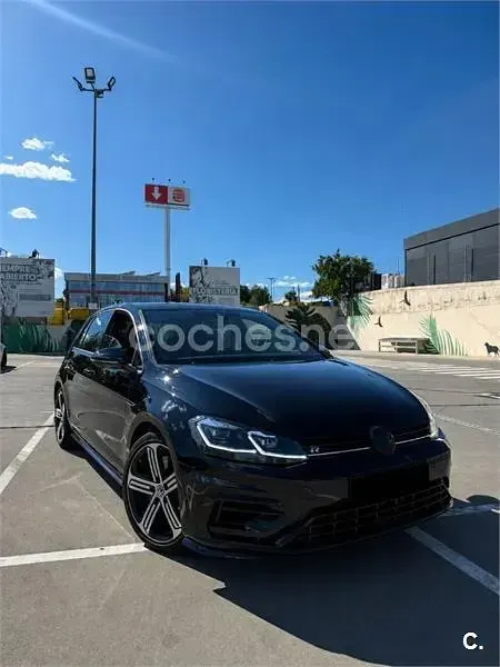Usado VW Golf VII R 310 CV (228 kW) 2018 Negro Berlina