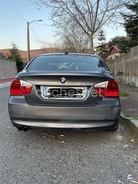 Usado BMW 325 218 CV (160 kW) 2006 Gris / plata Berlina
