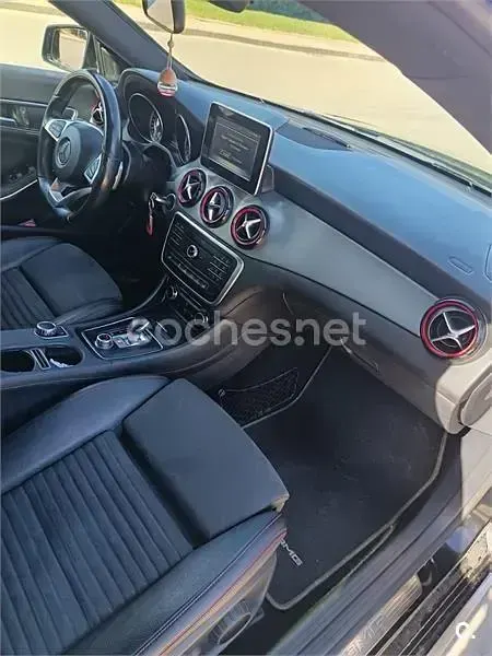 Usado Mercedes CLA45 AMG 381 CV (280 kW) 2016 Negro Coupe