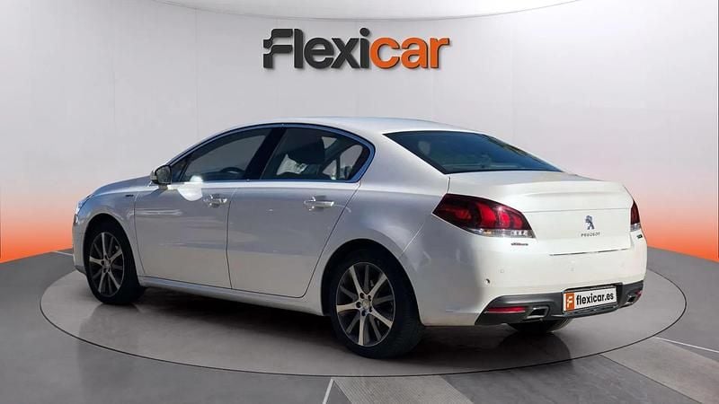 Usado Peugeot 508 Active 120 CV (88 kW) 2018 Blanco Berlina