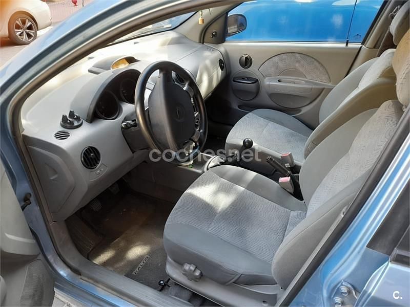 Usado Chevrolet Kalos SE 72 CV (52 kW) 2005 Azul Berlina
