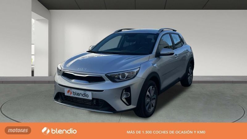 Plateado Usado 2024 Kia Stonic SUV | 23.990 € (Caro) - Imagen 1/4