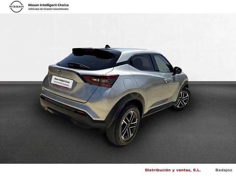 Usado Nissan Juke N-Connecta 114 CV (83 kW) 2024 Gris / plata SUV