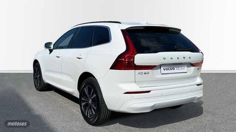 Blanco Usado 2022 Volvo XC60 Momentum SUV | 38.500 € (Super precio) - Imagen 1/4