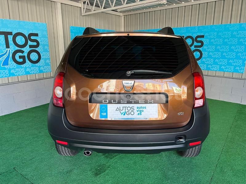 Usado Dacia Duster Ambiance 107 CV (78 kW) 2010 Marrón SUV