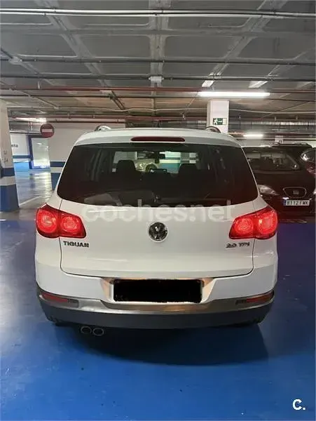 Usado VW Tiguan R-line 170 CV (125 kW) 2009 Blanco SUV