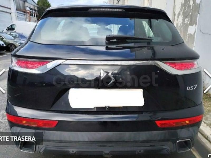 Usado DS Automobiles DS7 Crossback Be Chic 180 CV (132 kW) 2018 Negro SUV