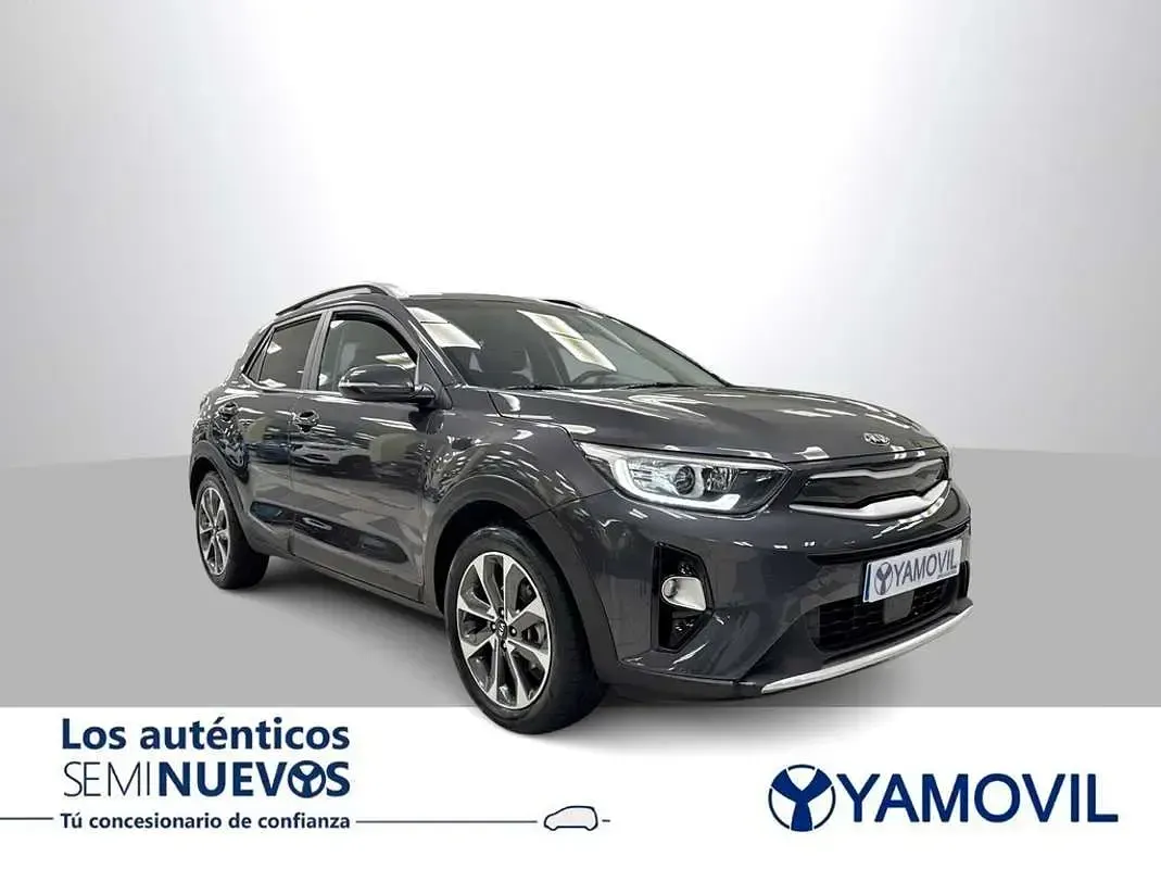Usado Kia Stonic 120 CV (88 kW) 2017 Gris SUV