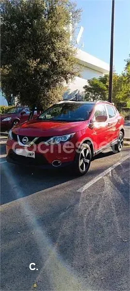 Usado Nissan Qashqai N-Connecta 115 CV (84 kW) 2016 Rojo SUV
