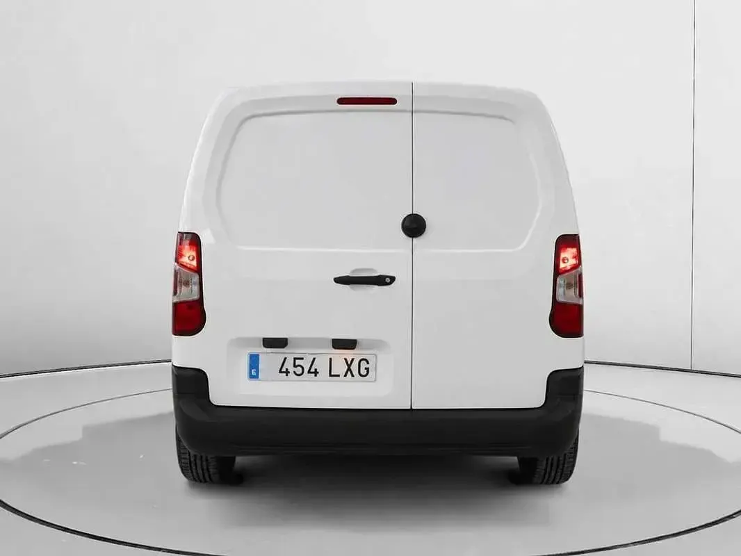 Usado Toyota Proace City City 102 CV (75 kW) 2022 Blanco Monovolumen
