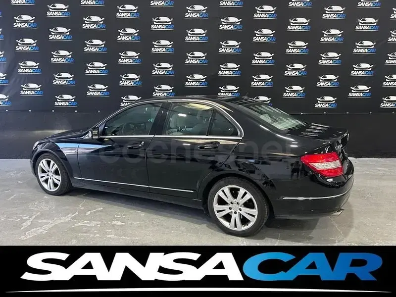 Usado Mercedes C250 Elegance 204 CV (150 kW) 2010 Azul Berlina