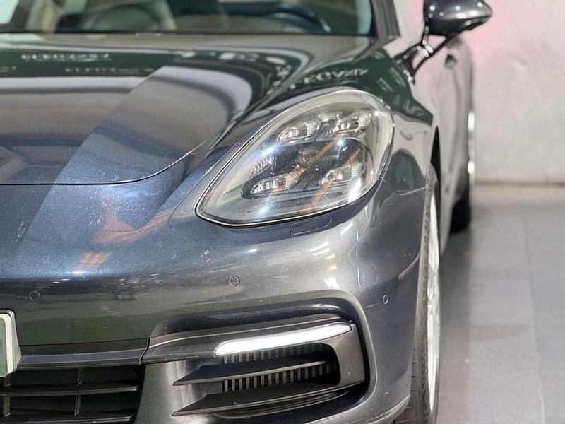 Usado Porsche Panamera Sport Turismo 421 CV (309 kW) 2017 Negro Familiar