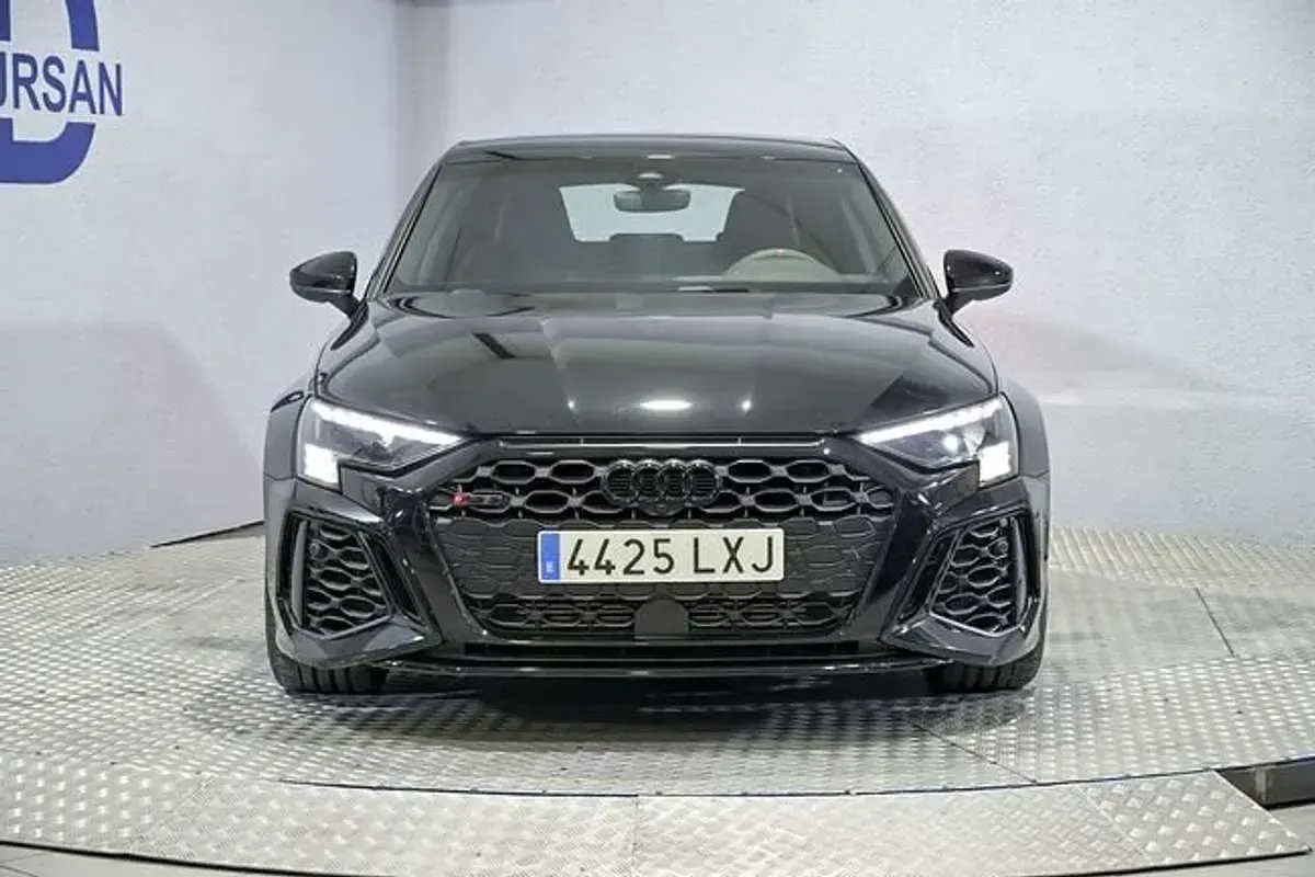 Usado Audi RS3 Sportback Sport 400 CV (294 kW) 2022 Negro Utilitario