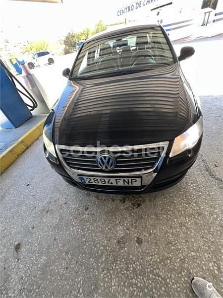 Usado VW Passat Highline 140 CV (102 kW) 2008 Negro Berlina