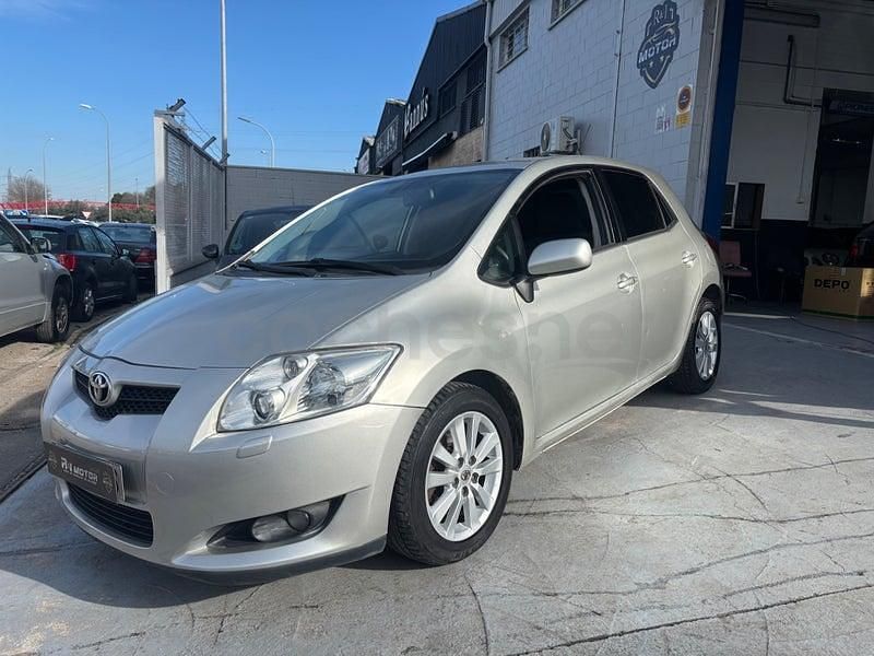 Usado Toyota Auris Sol 126 CV (92 kW) 2008 Beige Utilitario
