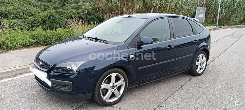 Usado Ford Focus Sport 136 CV (100 kW) 2006 Azul Berlina