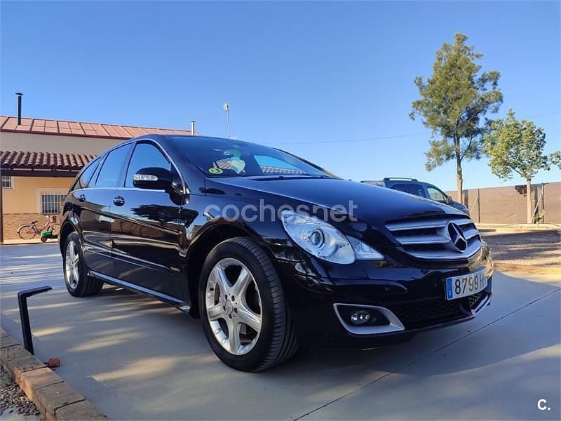 Usado Mercedes R320 224 CV (164 kW) 2006 Negro Monovolumen