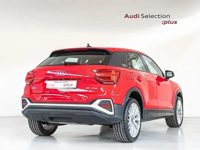 Usado Audi Q2 S-Line 150 CV (110 kW) 2022 Rojo SUV