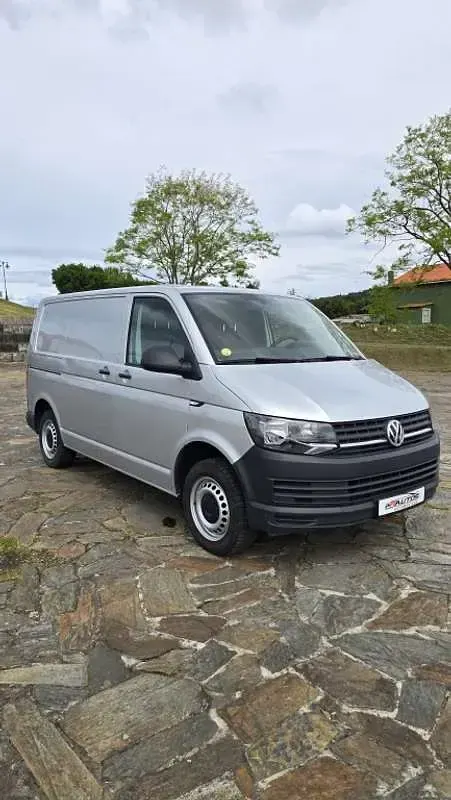 Usado VW T6.1 102 CV (75 kW) 2019 Gris Van