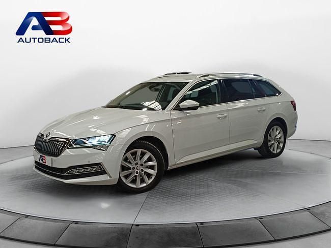 Usado Skoda Superb Ambition 217 CV (159 kW) 2020 Blanco Familiar