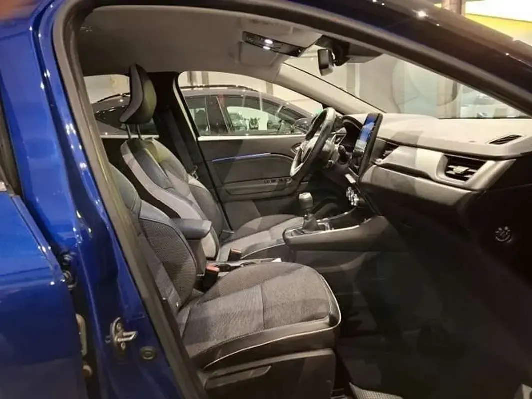 Usado Renault Captur Techno 91 CV (66 kW) 2024 Azul SUV