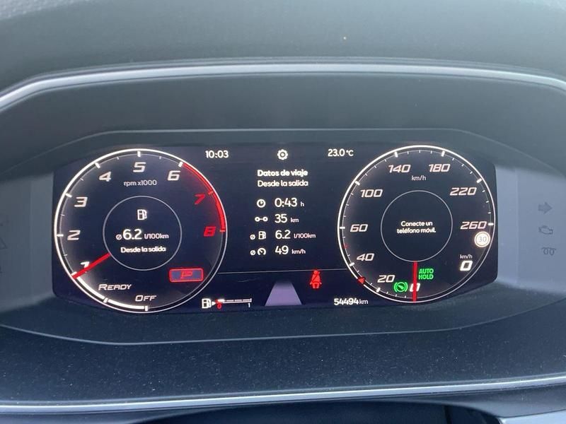 Usado Seat Leon FR 150 CV (110 kW) 2021 Rojo Utilitario