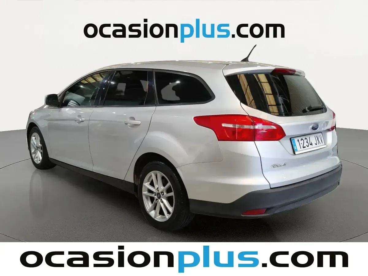 Usado Ford Focus Business Edition 120 CV (88 kW) 2017 Gris Berlina