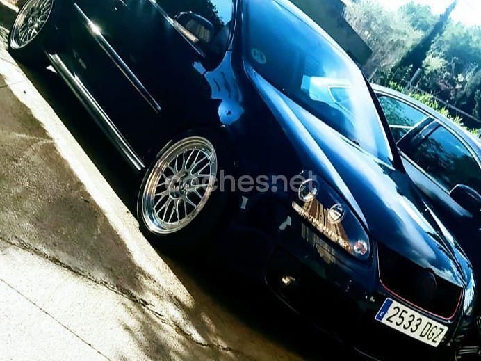 Usado VW Golf IV Sportline 140 CV (102 kW) 2005 Azul Berlina