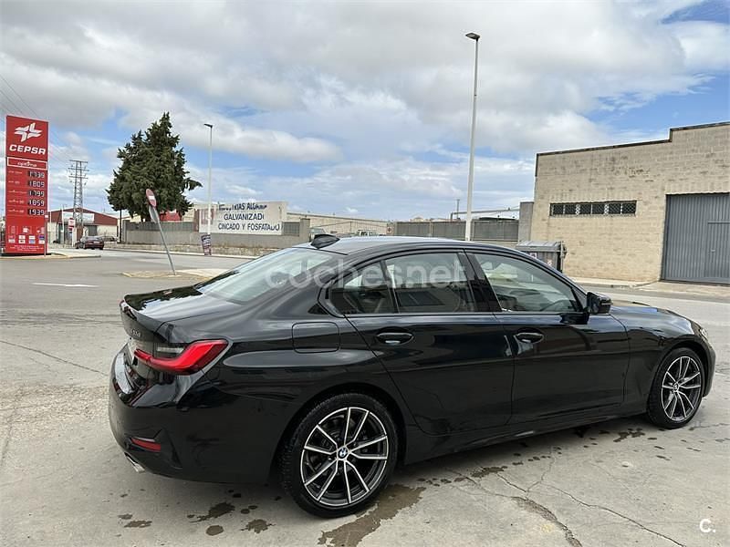 Usado BMW 320 Comfort Edition 190 CV (139 kW) 2019 Negro Berlina