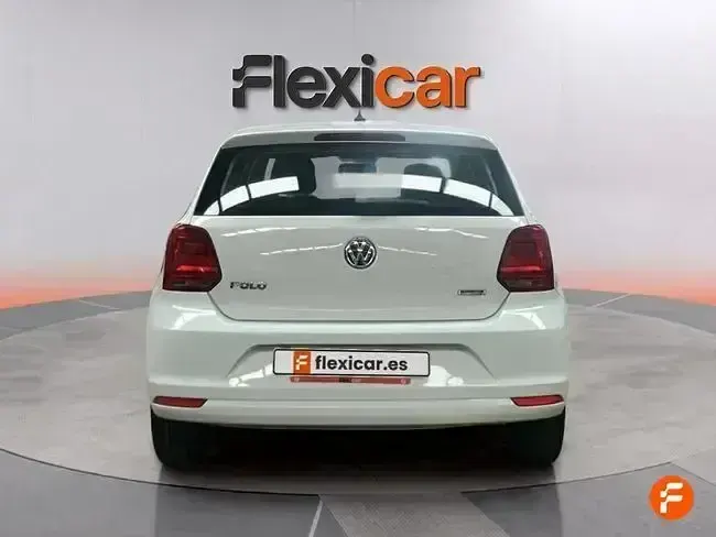 Usado VW Polo Edition 60 CV (44 kW) 2016 Blanco