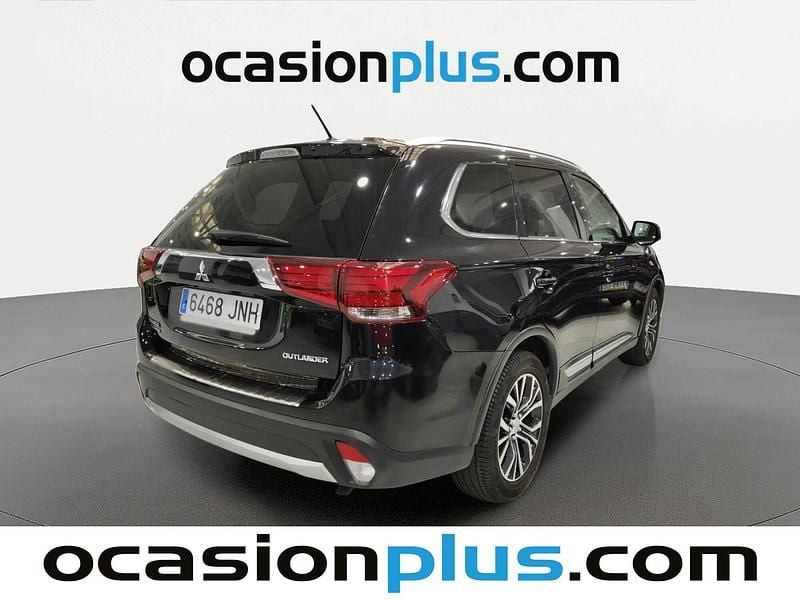 Usado Mitsubishi Outlander Motion 150 CV (110 kW) 2016 Negro SUV