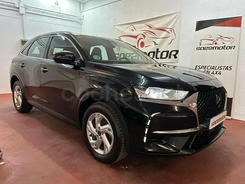 Usado DS Automobiles DS7 Crossback Be Chic 180 CV (132 kW) 2018 Negro SUV