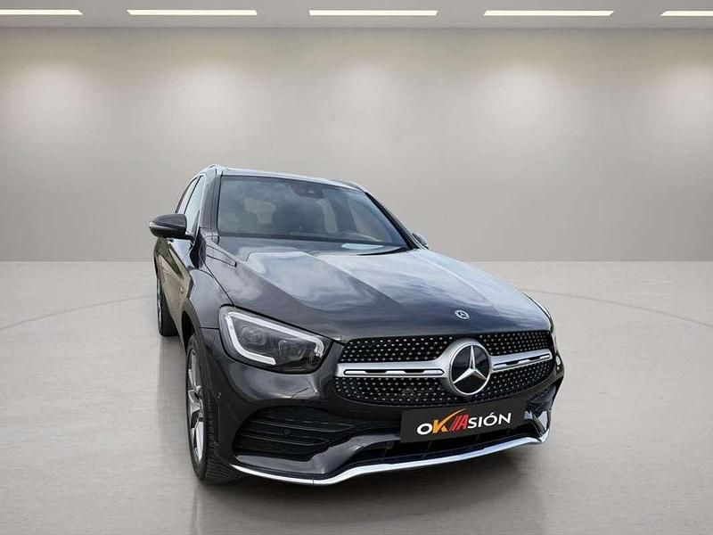 Usado Mercedes GLC300e 320 CV (235 kW) 2020 Negro Coupe