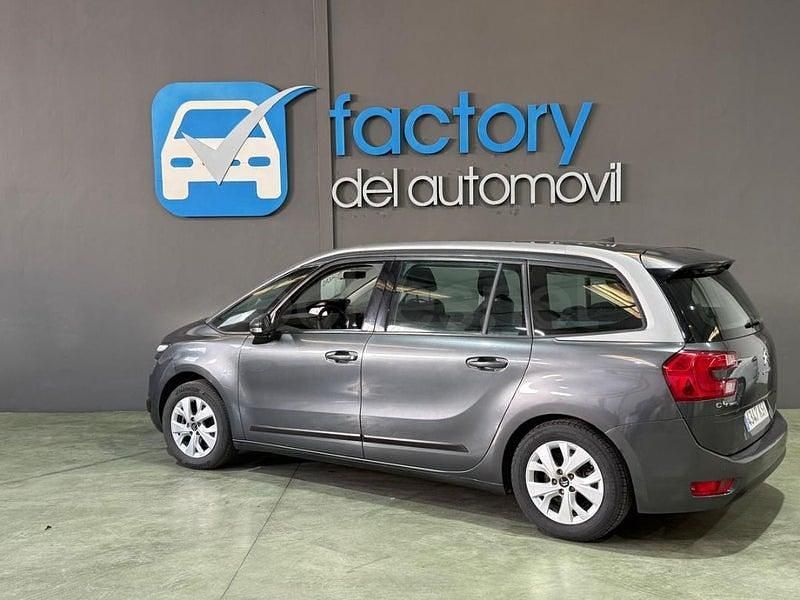 Usado Citroën Grand C4 Picasso Feel 120 CV (88 kW) 2015 Gris / plata Monovolumen