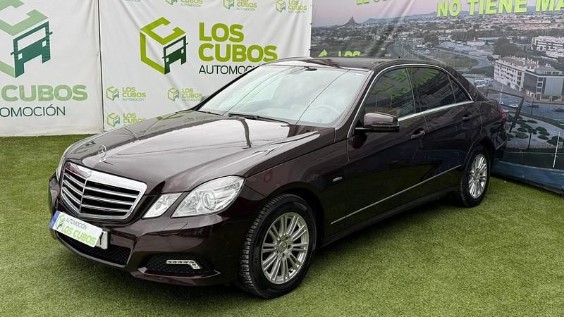 Usado Mercedes E350 Elegance 231 CV (169 kW) 2009 Negro Berlina