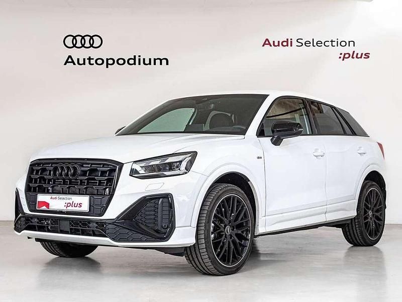 Blanco Nuevo 2025 Audi Q2 Black Edition SUV | 39.700 € (Un poco caro) - Imagen 1/4