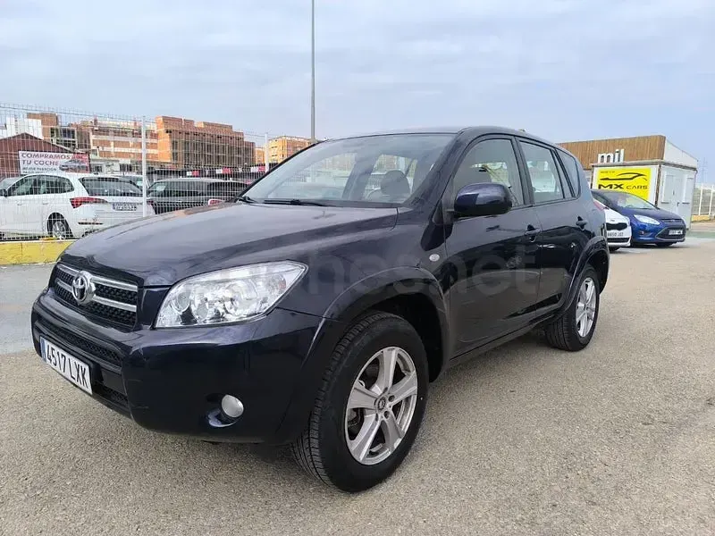 Usado Toyota RAV4 177 CV (130 kW) 2008 Azul SUV