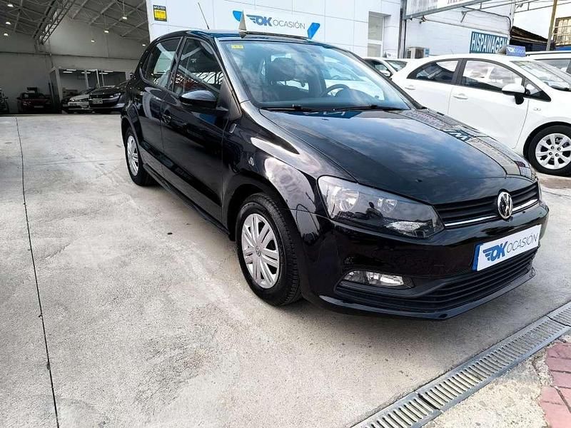 Usado VW Polo Edition 75 CV (55 kW) 2015 Negro Berlina