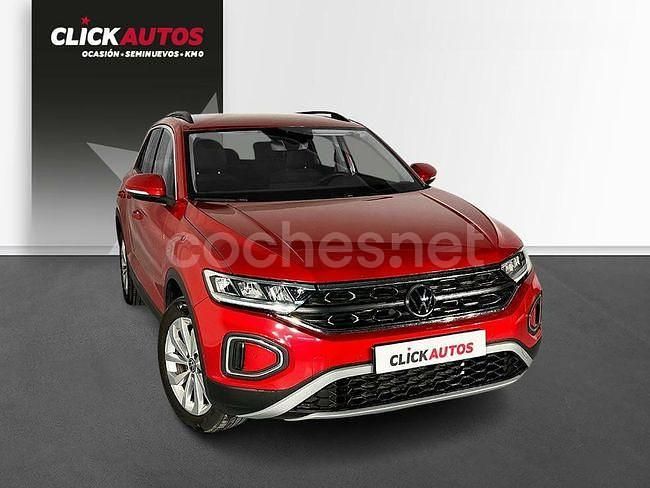 Usado VW T-Roc Life 110 CV (80 kW) 2022 Rojo SUV