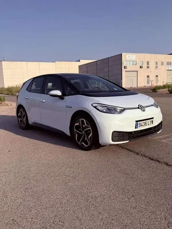 Usado VW ID.3 Pro 150 kW (204 CV) 2022 Blanco Utilitario