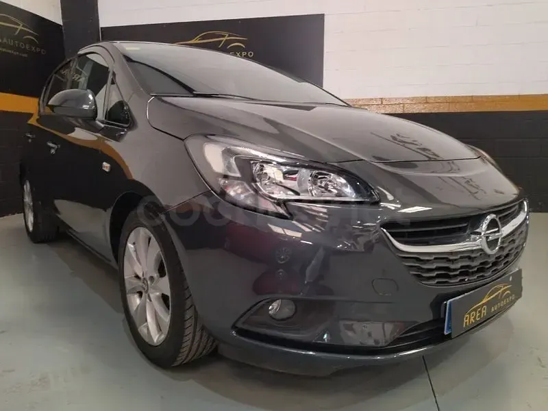 Usado Opel Corsa Selective 90 CV (66 kW) 2018 Gris / plata Utilitario