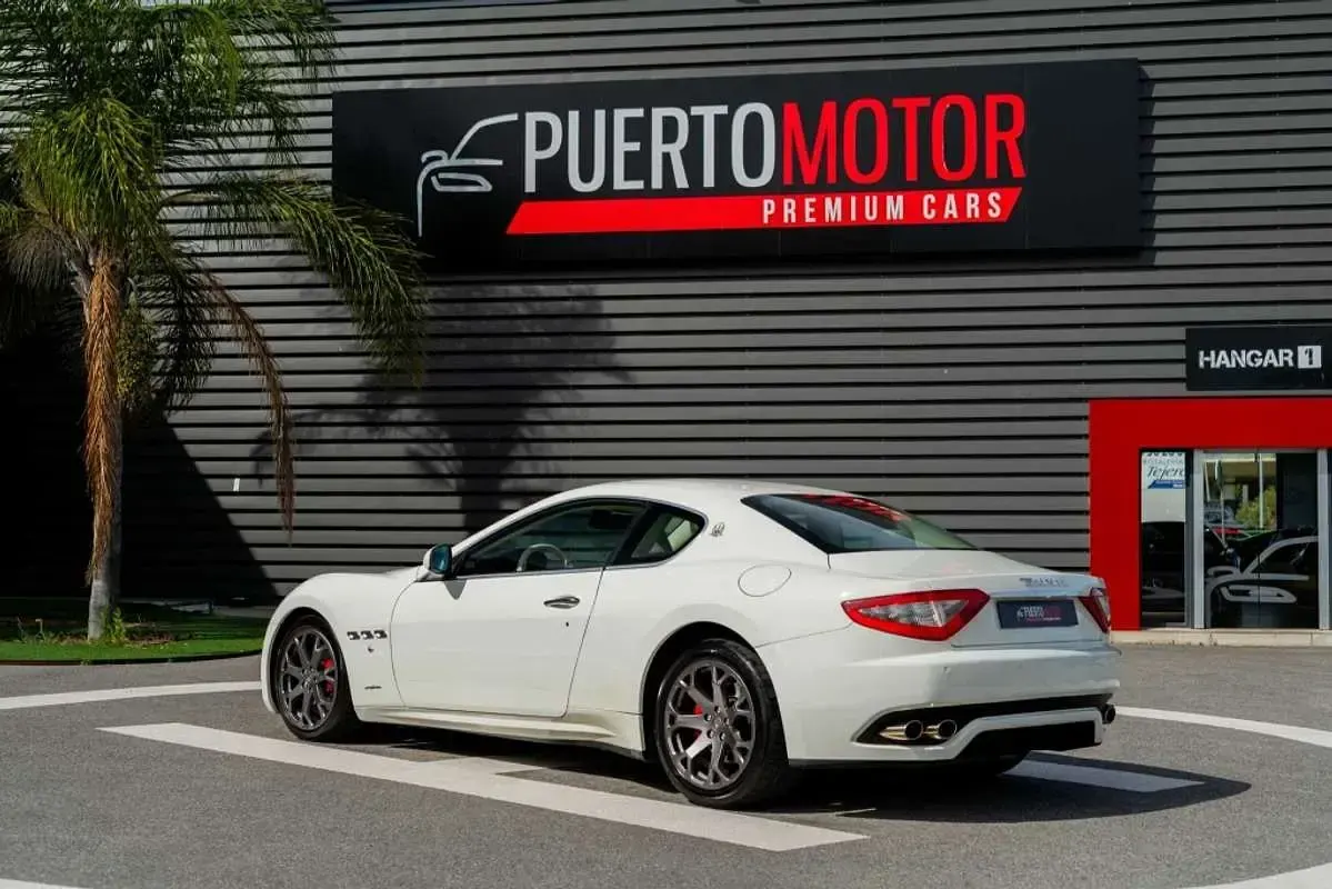Usado Maserati Granturismo 405 CV (297 kW) 2014 Blanco Coupe