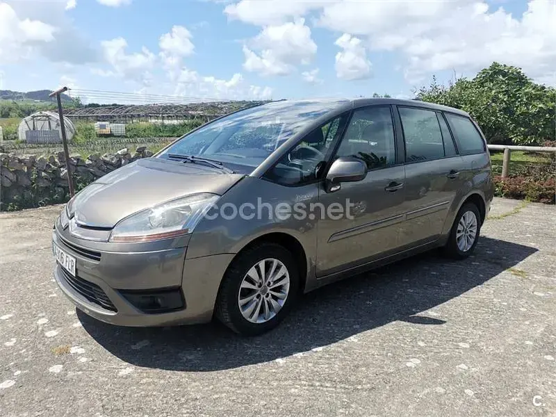 Usado Citroën Grand C4 Picasso 110 CV (80 kW) 2007 Marrón Monovolumen