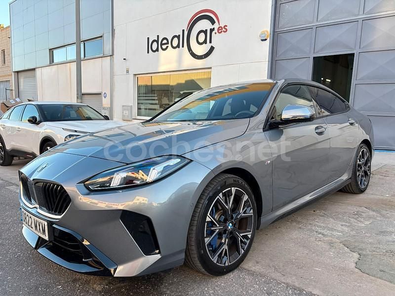 Gris / plata Usado 2024 BMW 220 Comfort Edition Coupe | 44.490 € (Buen precio) - Imagen 1/4