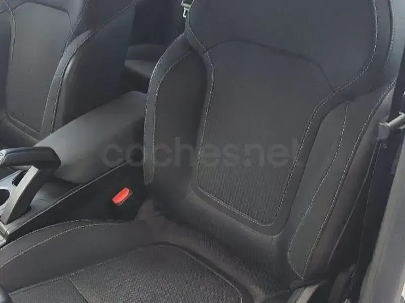 Usado Renault Mégane GrandTour Business 115 CV (84 kW) 2022 Blanco Familiar