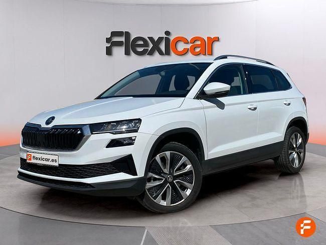 Usado Skoda Karoq Style 150 CV (110 kW) 2023 Blanco SUV